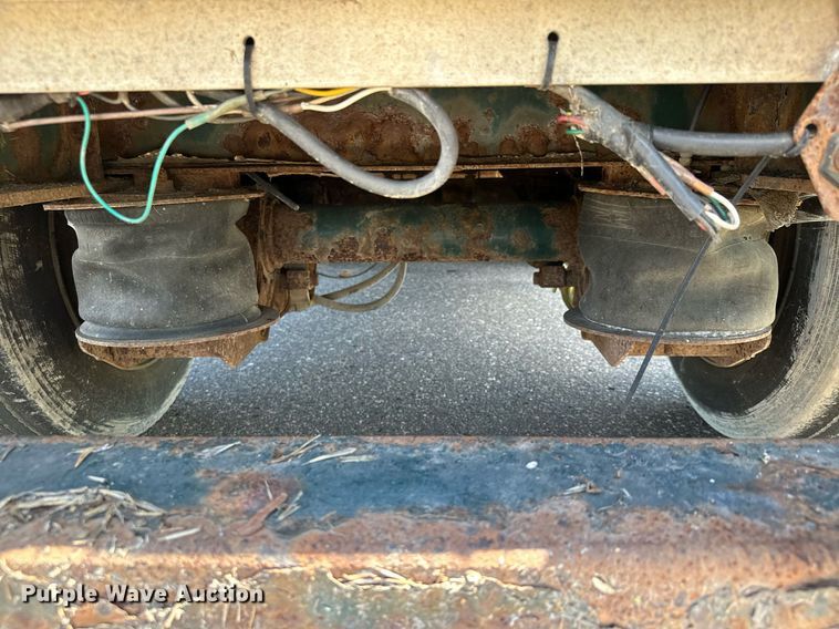 image for item DQ7344 2004 Transcraft  drop deck trailer