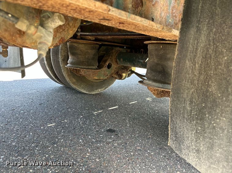 image for item DQ7344 2004 Transcraft  drop deck trailer