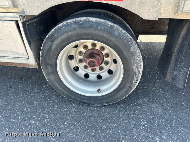 image for item DQ7344 2004 Transcraft  drop deck trailer