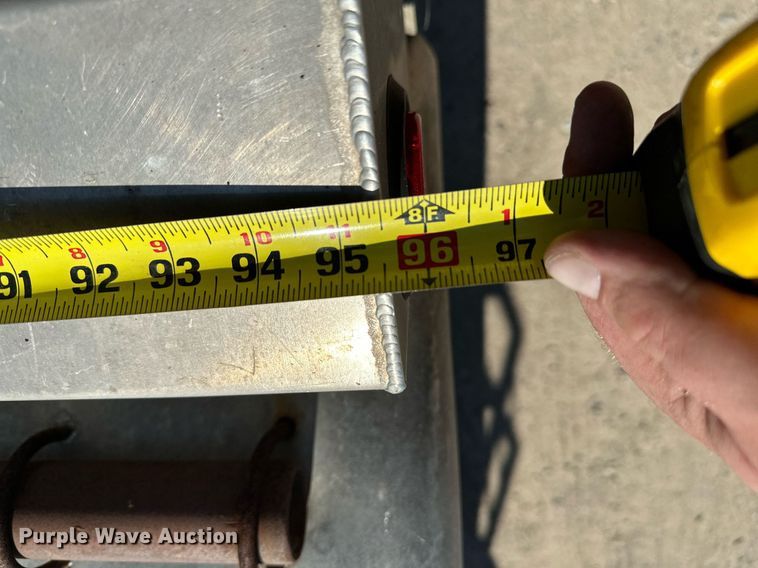 image for item DQ7348 2001 Fruehauf  pneumatic dry bulk trailer