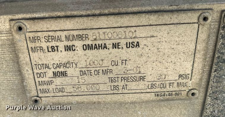 image for item DQ7348 2001 Fruehauf  pneumatic dry bulk trailer