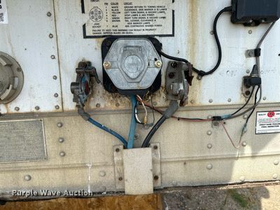 image for item DQ7351 1998 Great Dane  refrigerated van trailer