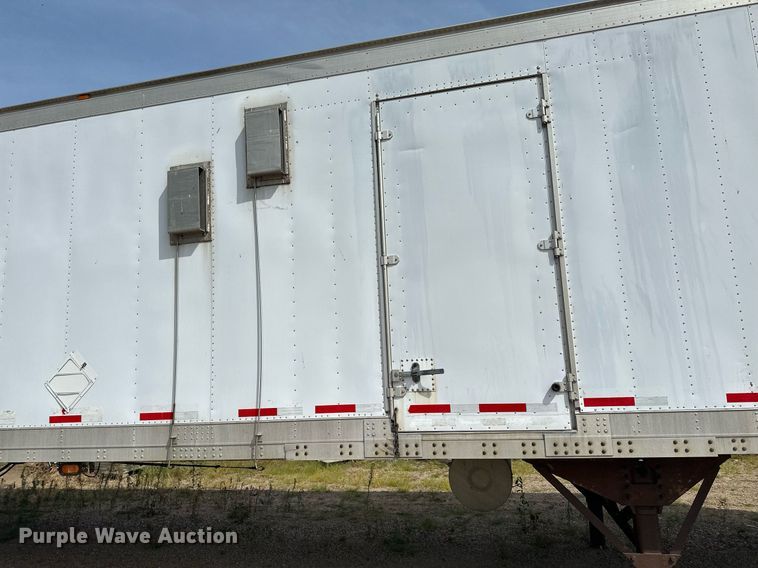 image for item DQ7351 1998 Great Dane  refrigerated van trailer