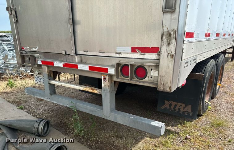 image for item DQ7351 1998 Great Dane  refrigerated van trailer