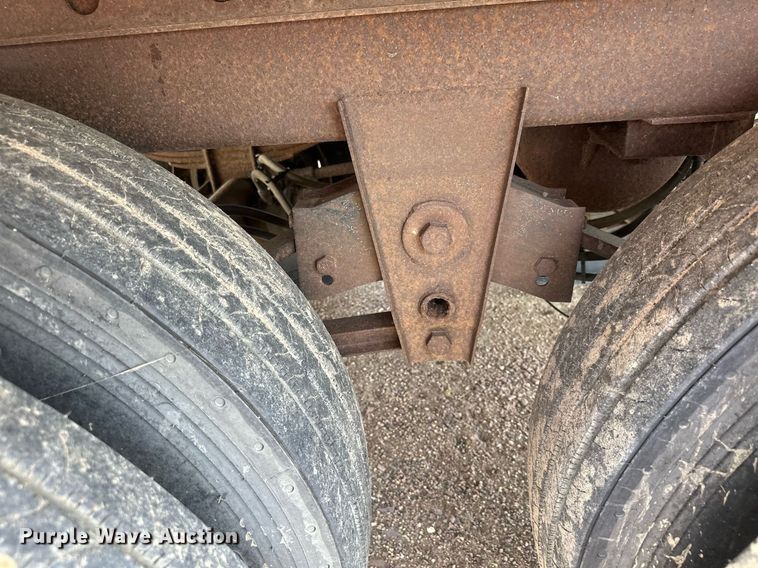 image for item DQ7351 1998 Great Dane  refrigerated van trailer