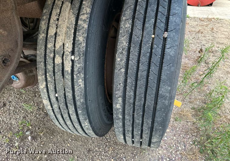 image for item DQ7351 1998 Great Dane  refrigerated van trailer