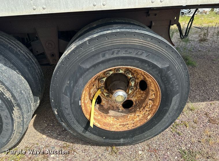 image for item DQ7351 1998 Great Dane  refrigerated van trailer