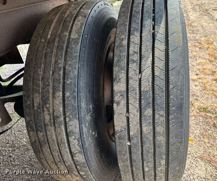 image for item DQ7351 1998 Great Dane  refrigerated van trailer