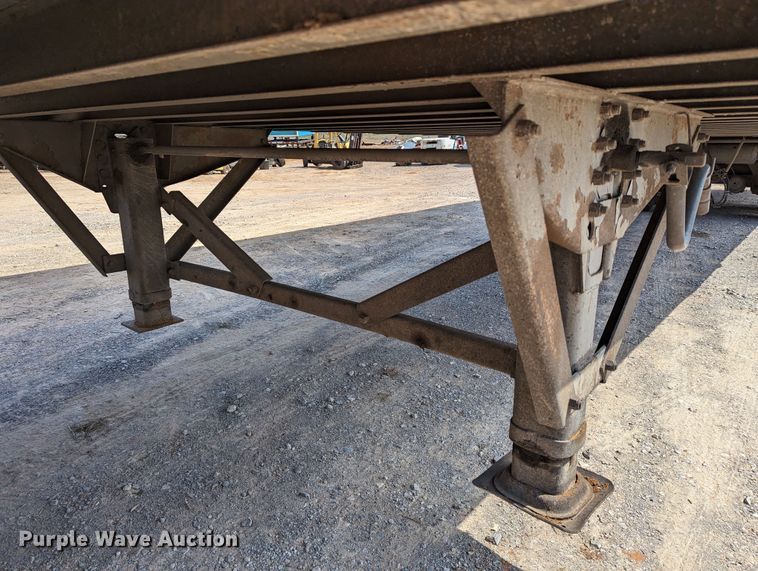 image for item DR6855 2006 Strick  dry van trailer