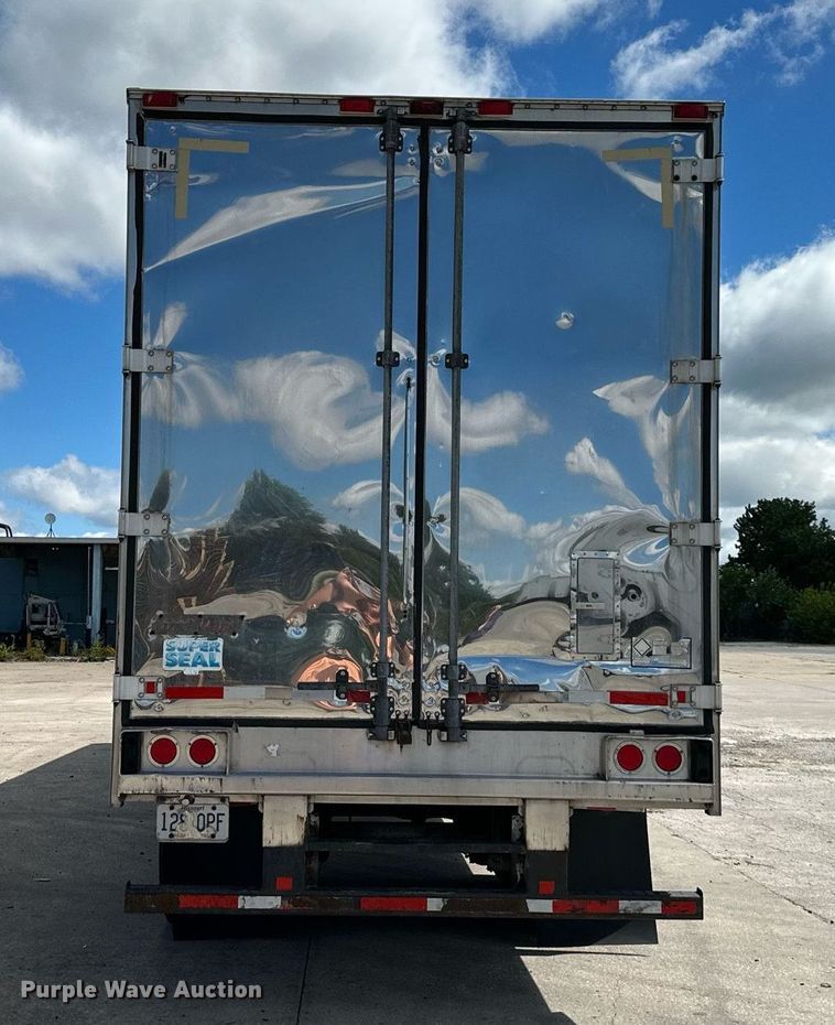 image for item DS2228 2005 Great Dane  refrigerated van trailer