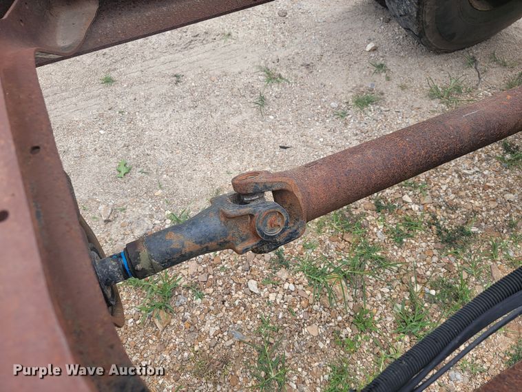 image for item JM9210 2001 International 4700  truck cab and chassis