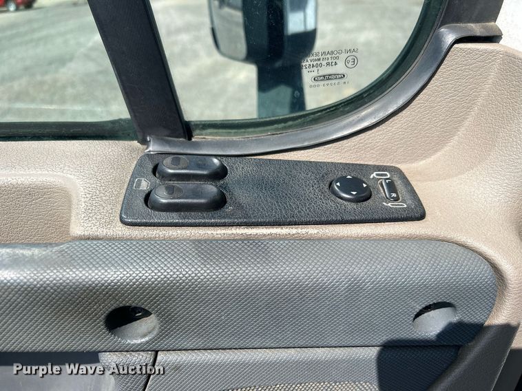 image for item KW9126 2012 Freightliner Cascadia  semi truck