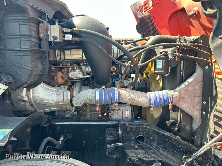 image for item KW9126 2012 Freightliner Cascadia  semi truck