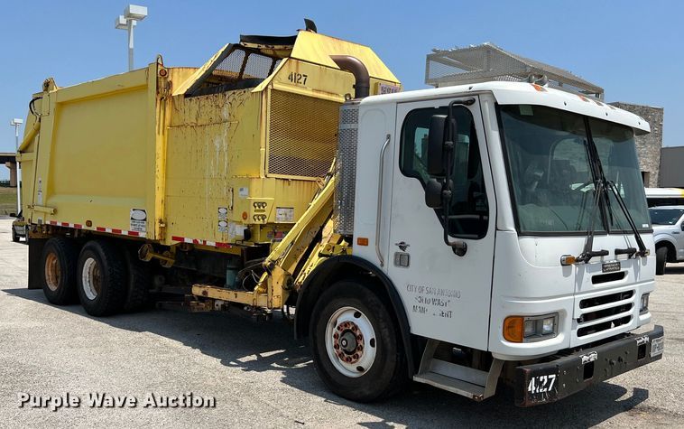 image for item LF9366 2008 American LaFrance Condor  refuse truck