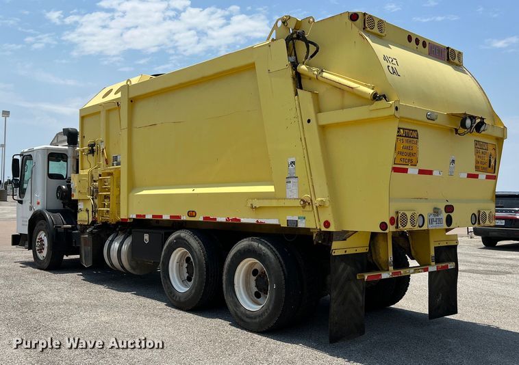 image for item LF9366 2008 American LaFrance Condor  refuse truck