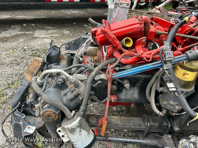 image for item LJ9774 2020 International LT625  truck cab and chassis