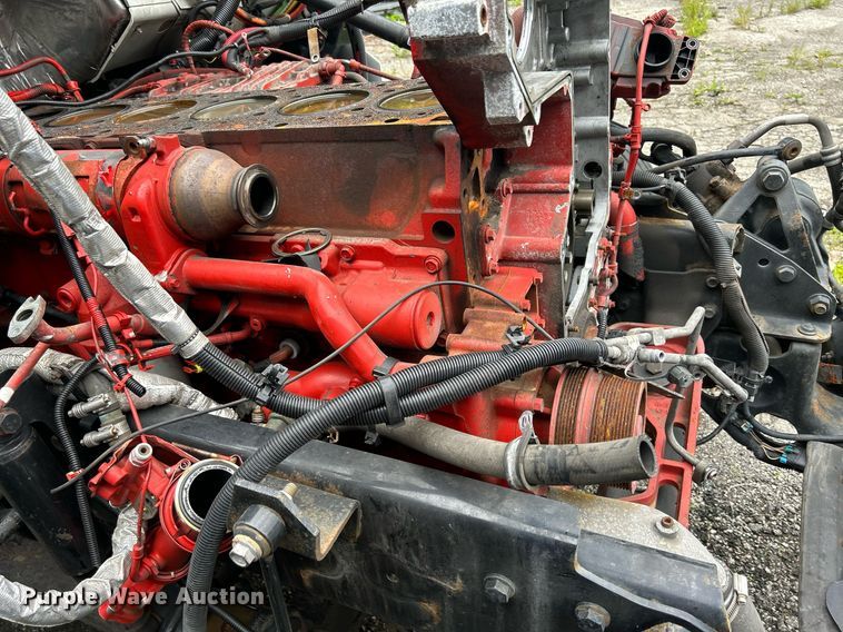 image for item LJ9774 2020 International LT625  truck cab and chassis