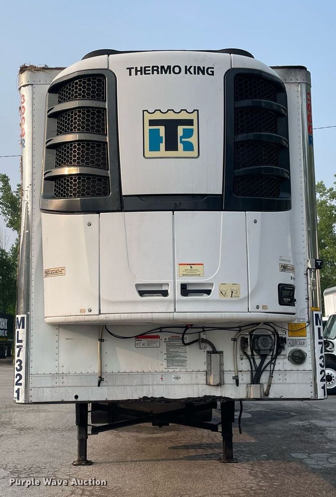 image for item LJ9775 2017 Utility VS2RA  refrigerated van trailer