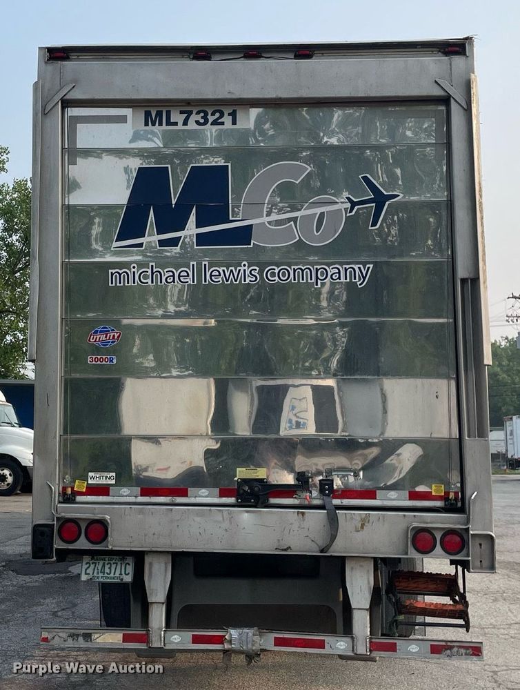 image for item LJ9775 2017 Utility VS2RA  refrigerated van trailer