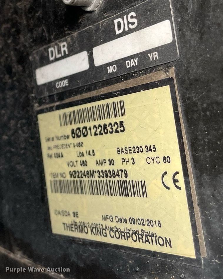 image for item LJ9775 2017 Utility VS2RA  refrigerated van trailer