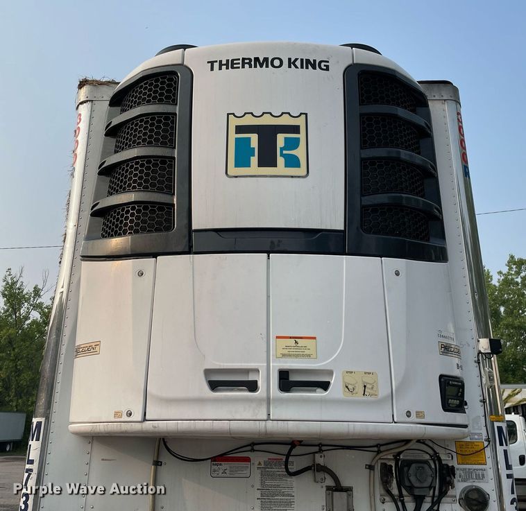 image for item LJ9775 2017 Utility VS2RA  refrigerated van trailer