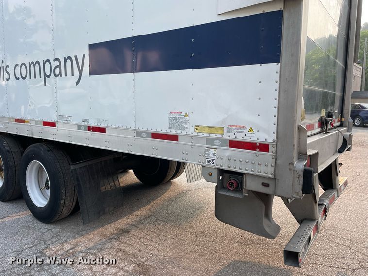 image for item LJ9775 2017 Utility VS2RA  refrigerated van trailer