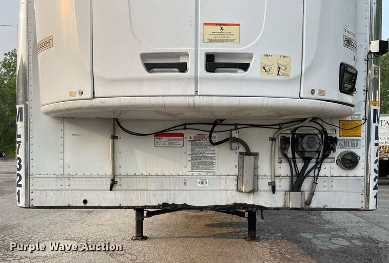 image for item LJ9775 2017 Utility VS2RA  refrigerated van trailer