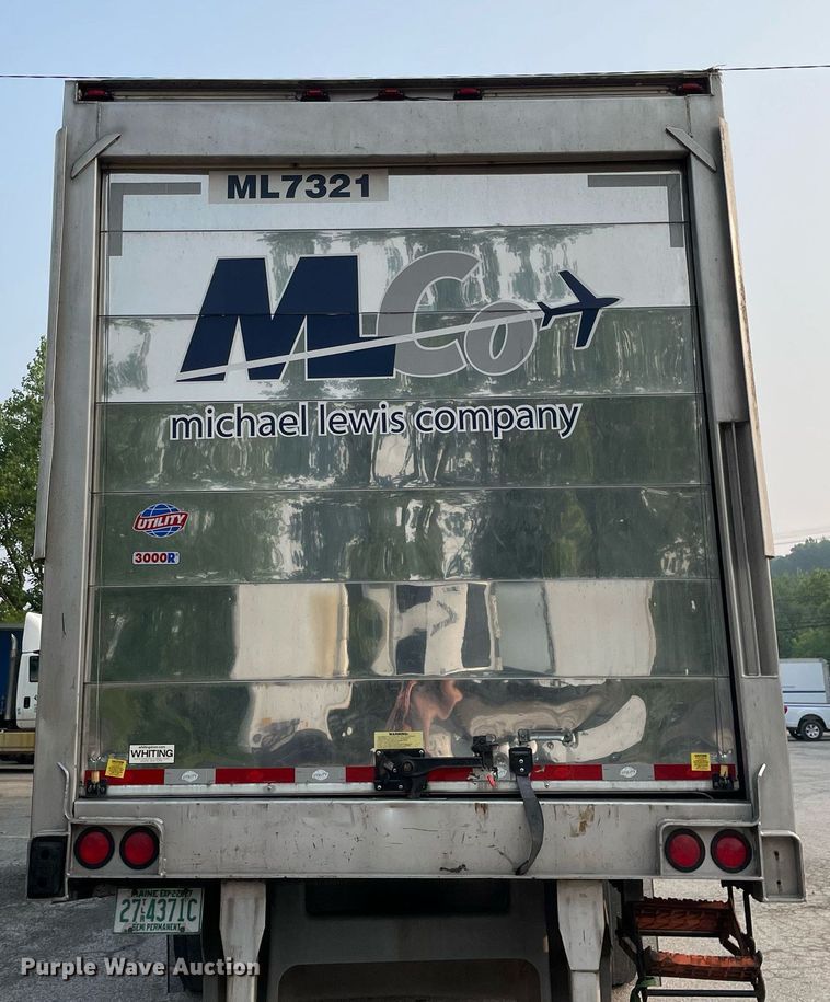 image for item LJ9775 2017 Utility VS2RA  refrigerated van trailer