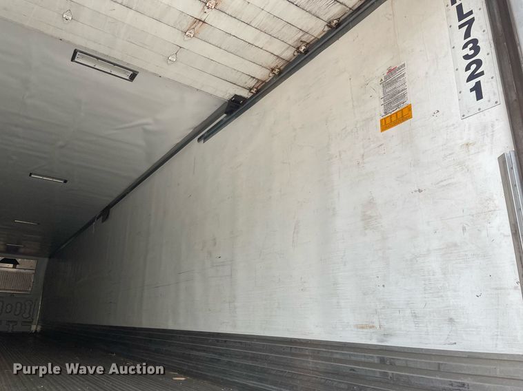 image for item LJ9775 2017 Utility VS2RA  refrigerated van trailer