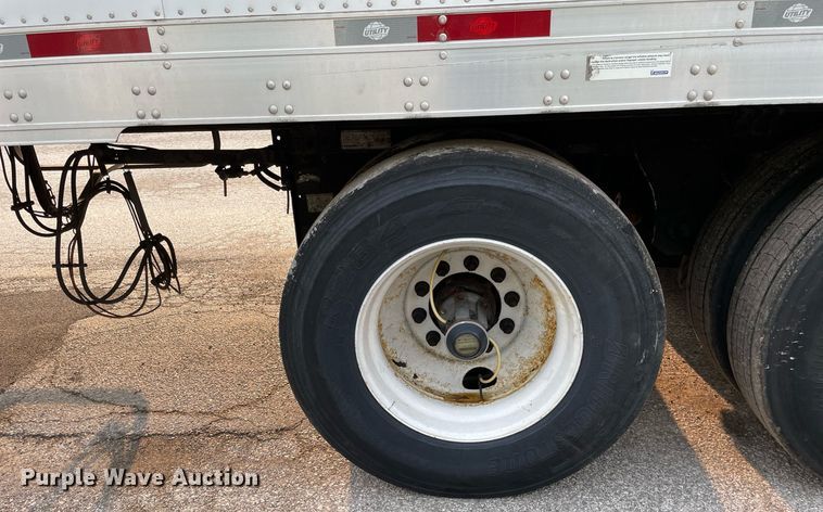 image for item LJ9775 2017 Utility VS2RA  refrigerated van trailer