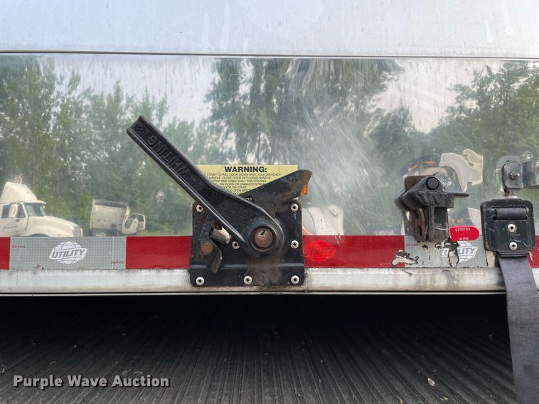 image for item LJ9775 2017 Utility VS2RA  refrigerated van trailer