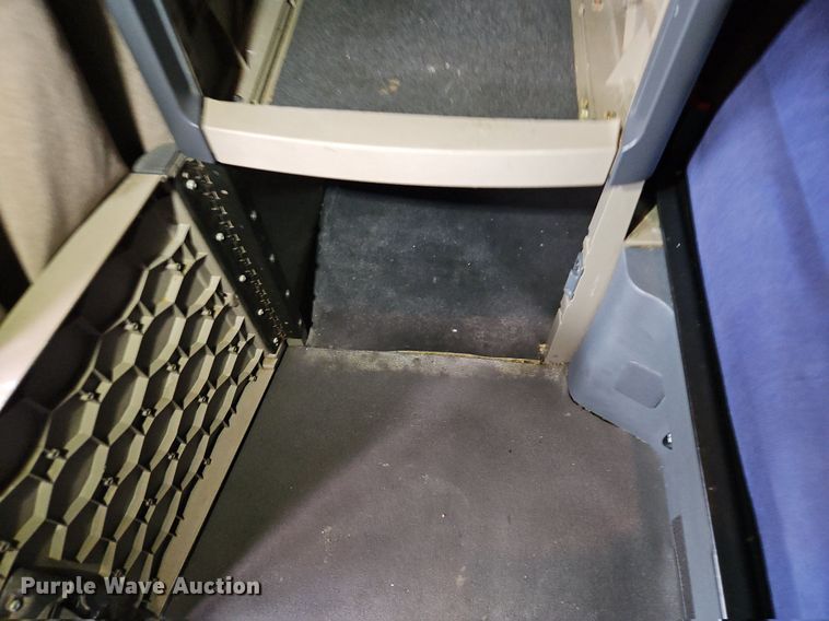 image for item LL9280 2016 Freightliner Cascadia  semi truck