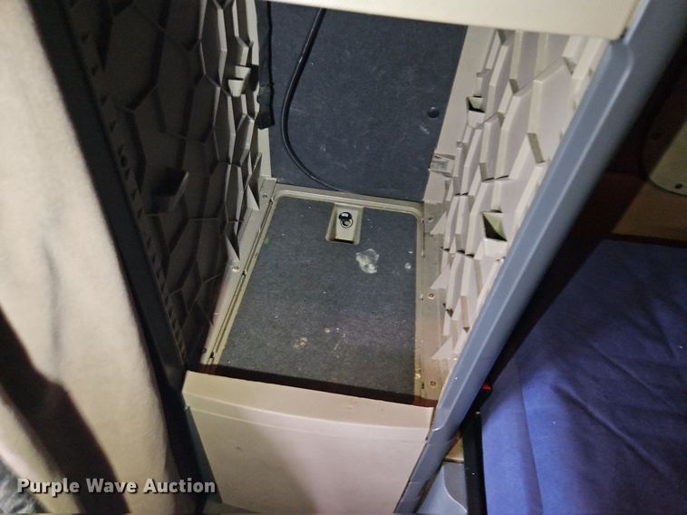 image for item LL9280 2016 Freightliner Cascadia  semi truck