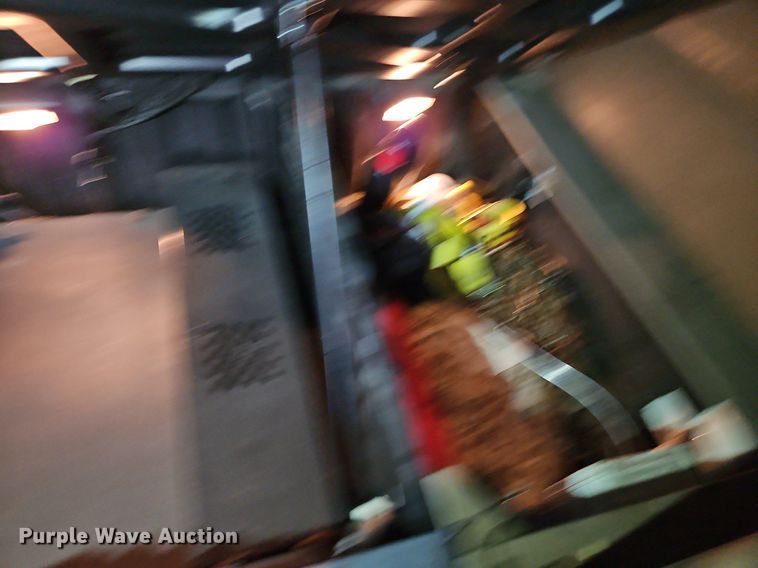 image for item LL9280 2016 Freightliner Cascadia  semi truck