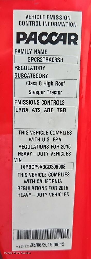 image for item LM9090 2016 Peterbilt 579  semi truck