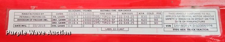 image for item LM9090 2016 Peterbilt 579  semi truck