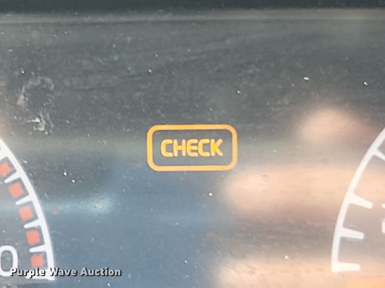 image for item LX9707 2015 Volvo VNL  semi truck