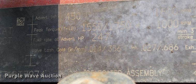 image for item LX9718 2015 Peterbilt 579  semi truck