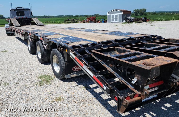 image for item MG9672 2014 Doonan 532DCBGDHEEPD  drop deck equipment trailer