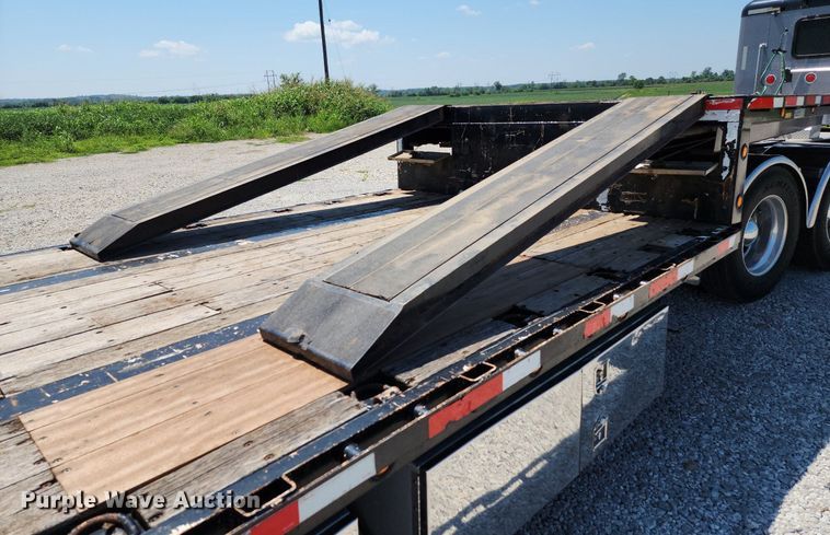 image for item MG9672 2014 Doonan 532DCBGDHEEPD  drop deck equipment trailer