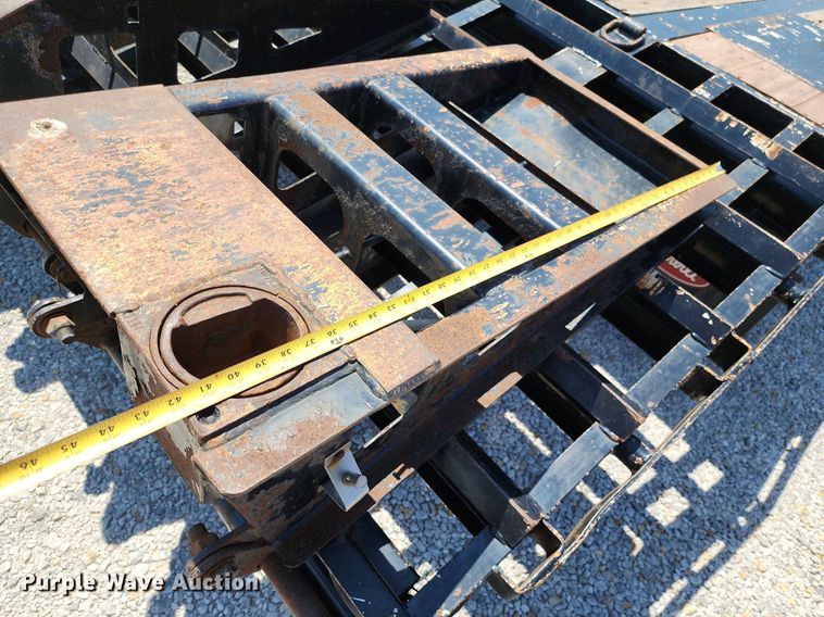 image for item MG9672 2014 Doonan 532DCBGDHEEPD  drop deck equipment trailer