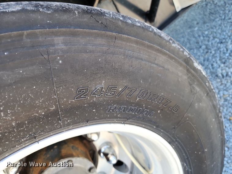 image for item MG9672 2014 Doonan 532DCBGDHEEPD  drop deck equipment trailer