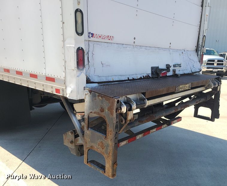 image for item MG9711 2017 Hino 268A  box truck