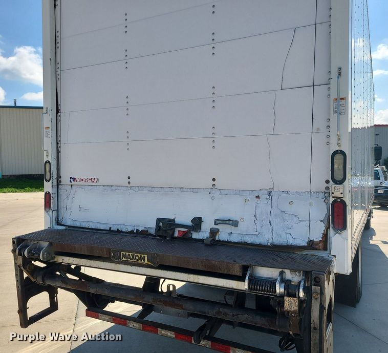 image for item MG9711 2017 Hino 268A  box truck