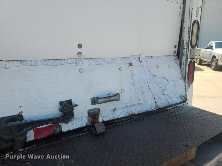 image for item MG9711 2017 Hino 268A  box truck