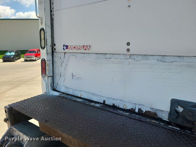 image for item MG9711 2017 Hino 268A  box truck