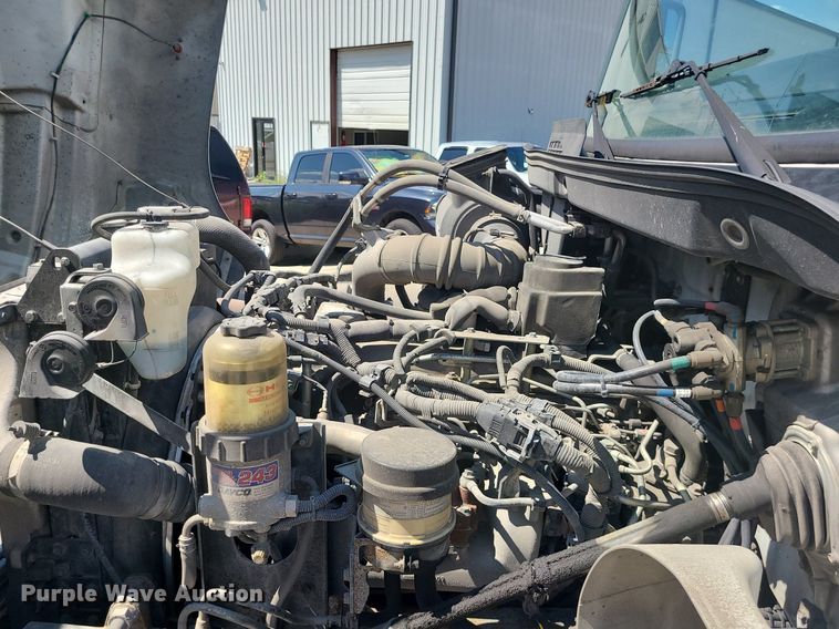 image for item MG9711 2017 Hino 268A  box truck