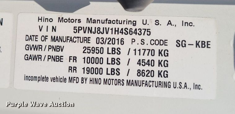 image for item MG9711 2017 Hino 268A  box truck