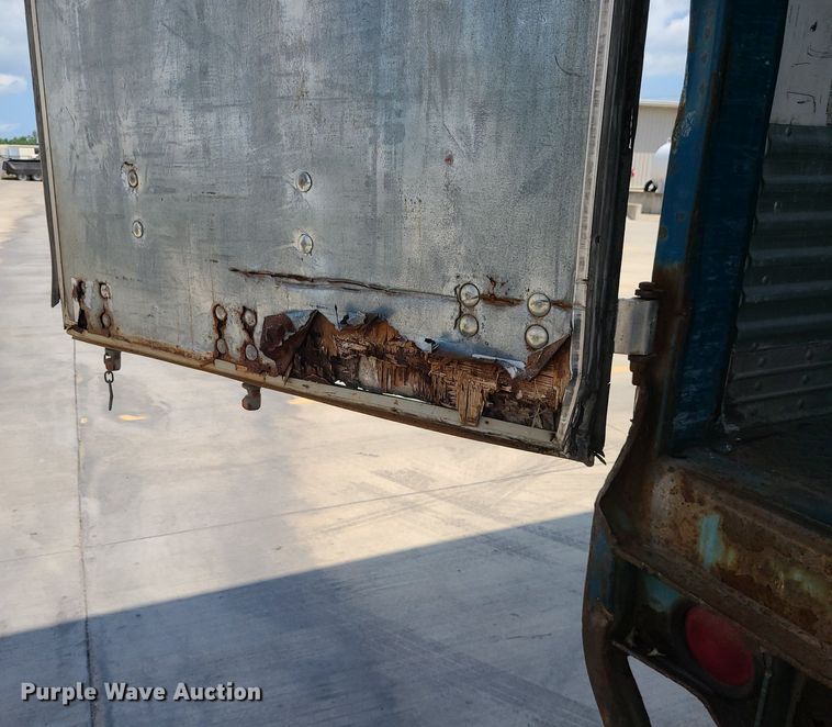 image for item MG9712 1997 Wabash CP-102  dry van trailer