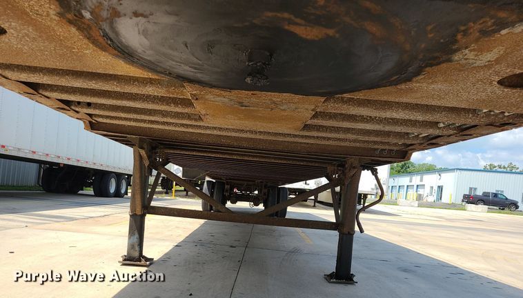 image for item MG9712 1997 Wabash CP-102  dry van trailer